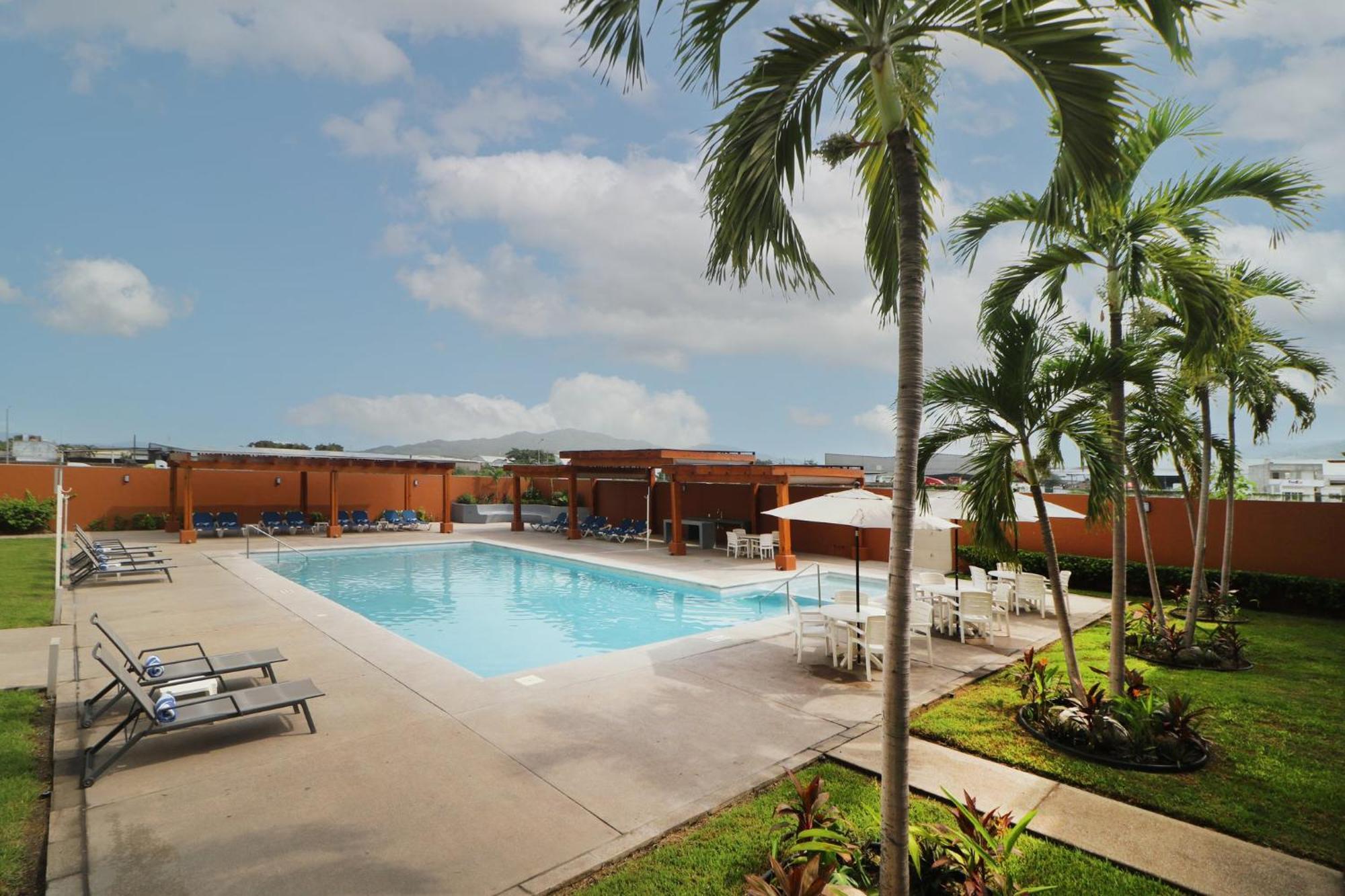 Express By Ihg Hotel